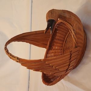 Vintage Woven Duck basket